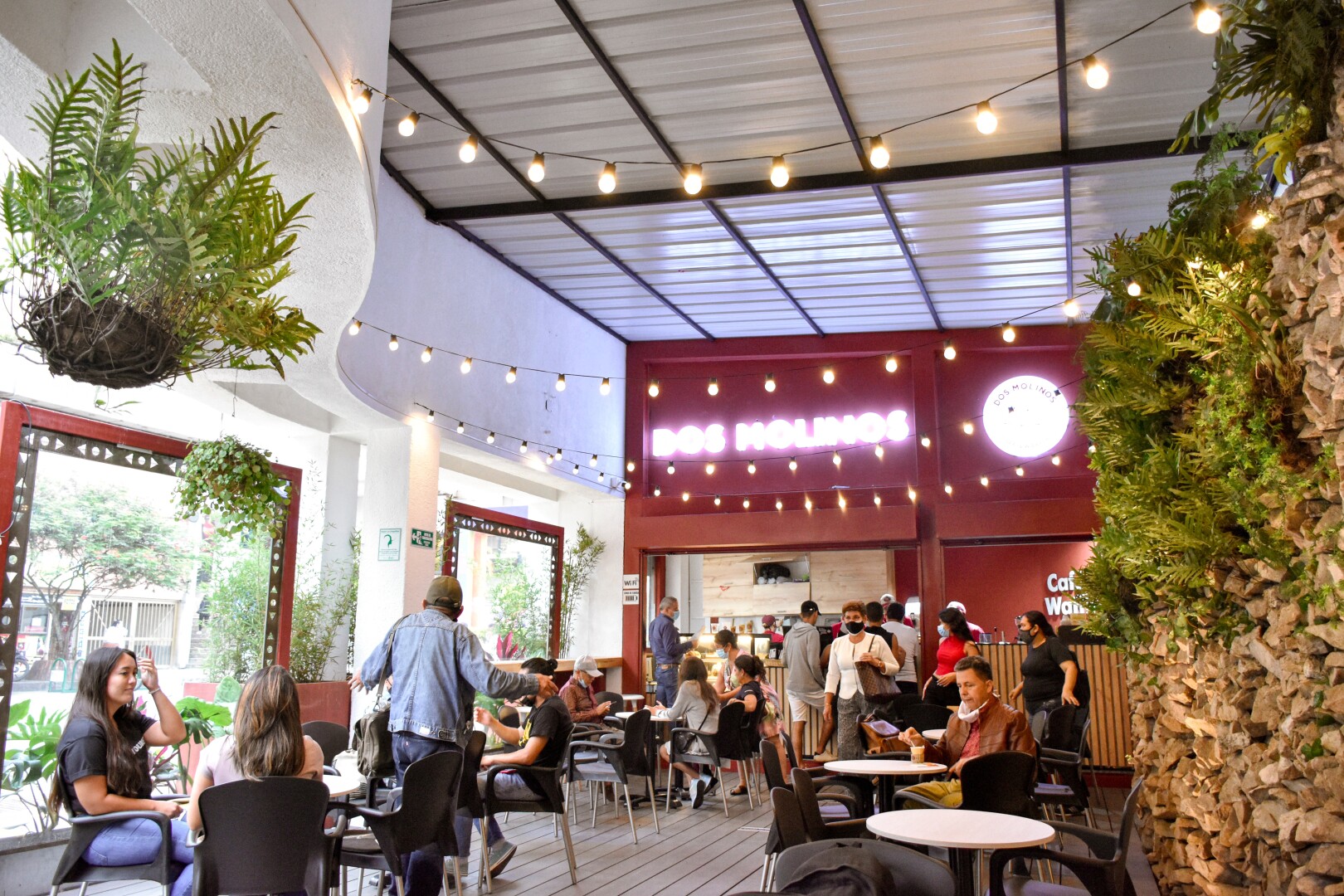 PLAZOLETA DARIO ECHANDÍA